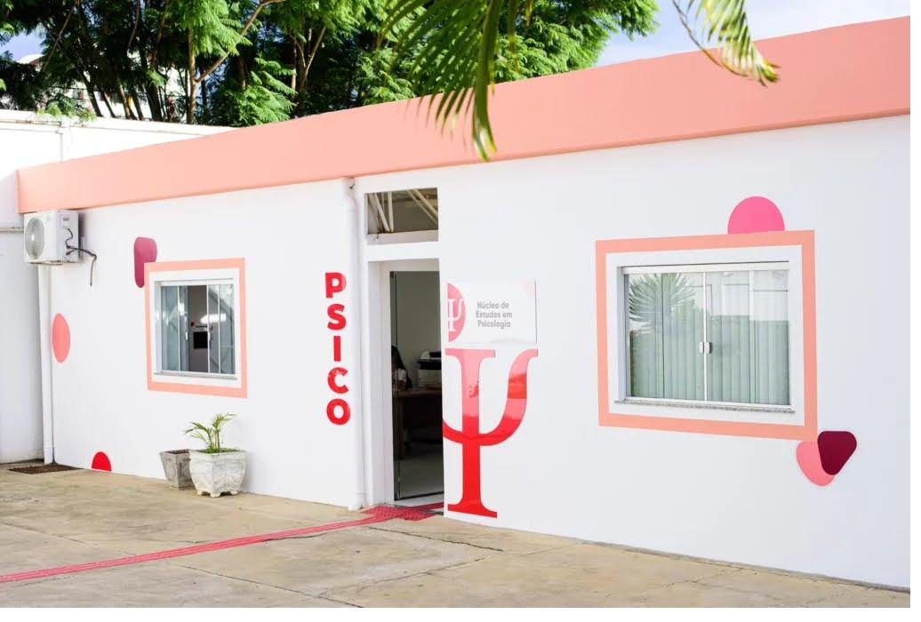 Fachada do NEPPSI, o Núcleo de Estudos e Práticas em Psicologia da FAINOR